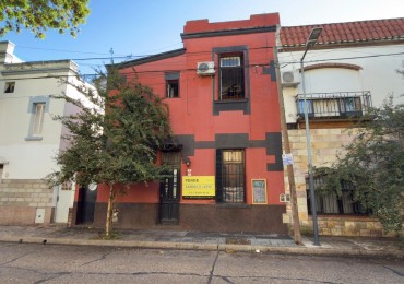 CASA 4 AMB CON PATIO CON PARRILLA EN MIL CASITAS.REF.905