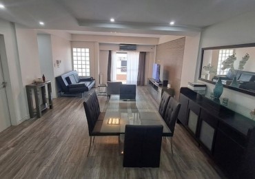 PISO DE 3 AMBIENTES CON DOBLE SUITE, 2 COCHERAS Y VISTA AL FRENTE .REF.914
