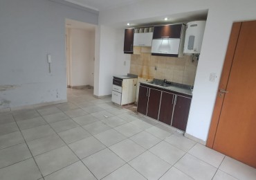 DEPARTAMENTO 2 AMBIENTRE CON BALCON FRANCES (CENTRICO)