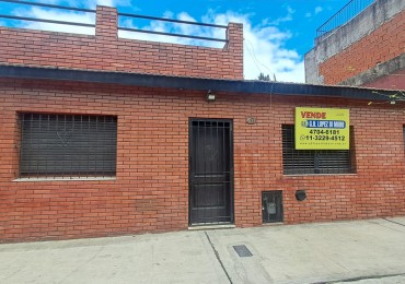 CASA 3 AMB CON PATIO CON PARRILLA, LAVADERO CUBIERTO Y TERRAZA.REF.932